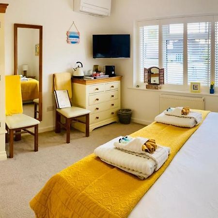 Avon Beach Bed & Breakfast Christchurch  Extérieur photo