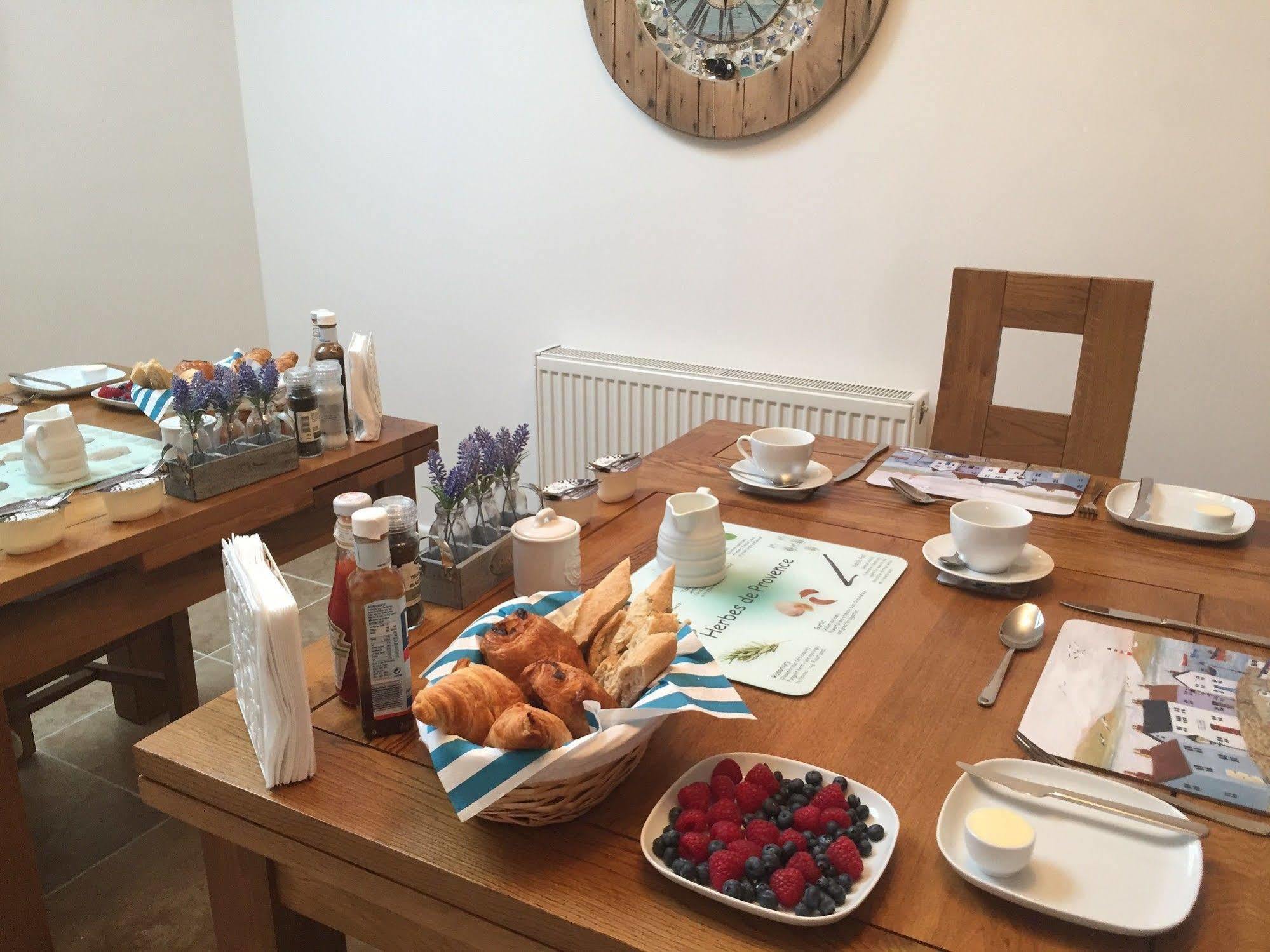Avon Beach Bed & Breakfast Christchurch  Extérieur photo