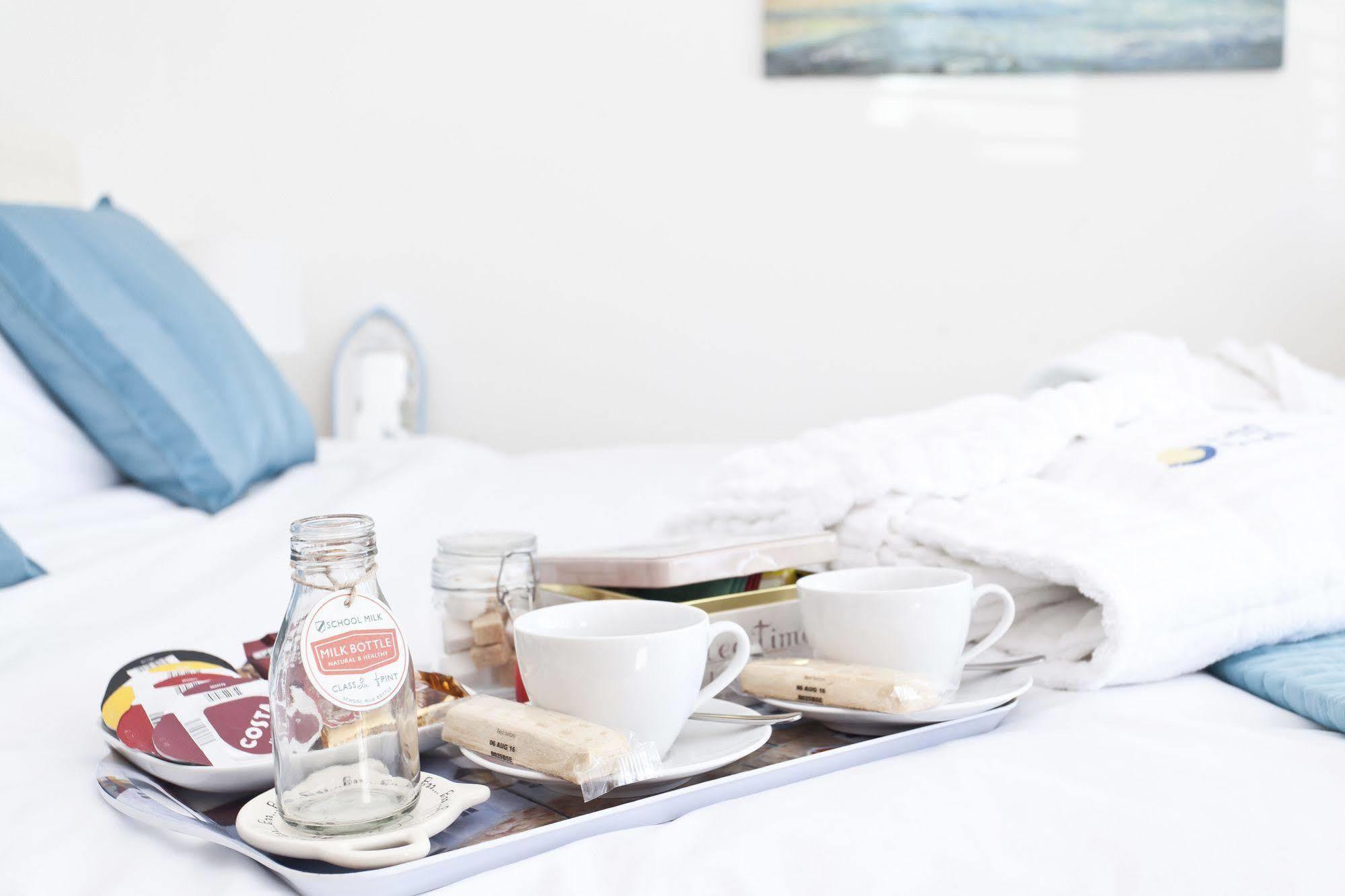 Avon Beach Bed & Breakfast Christchurch  Extérieur photo